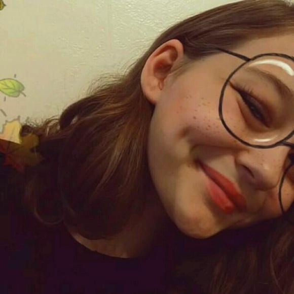 Meet your Posher, Kasey - Picture 1 of 1